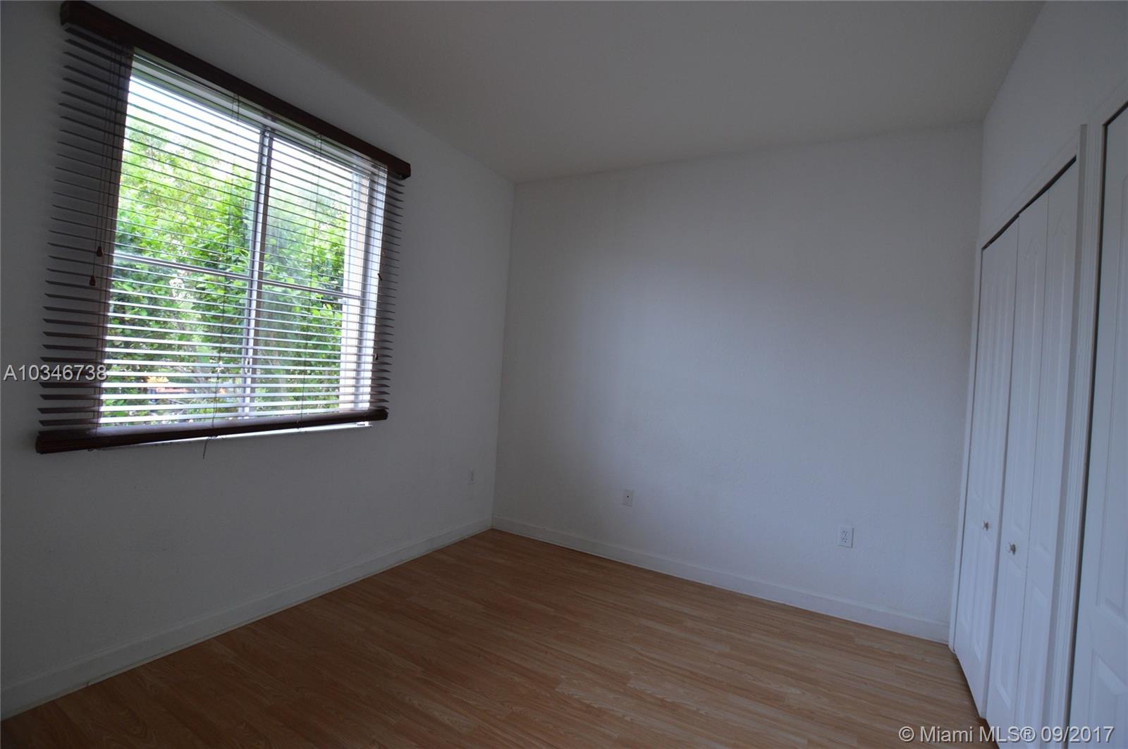 SHOMA HOMES AT COUNTRY CL - Residential Lease