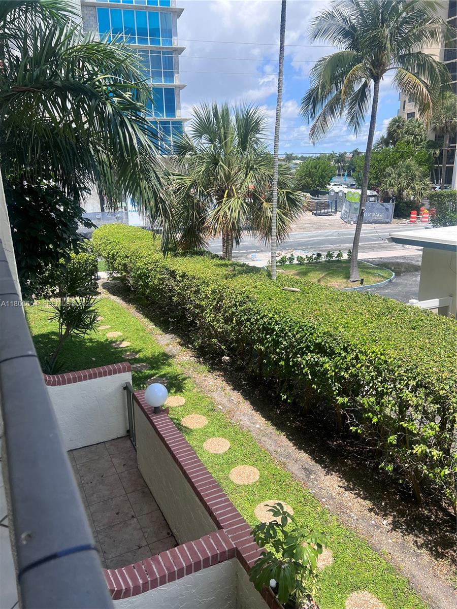 LADO DEL RIO CONDO - Residential