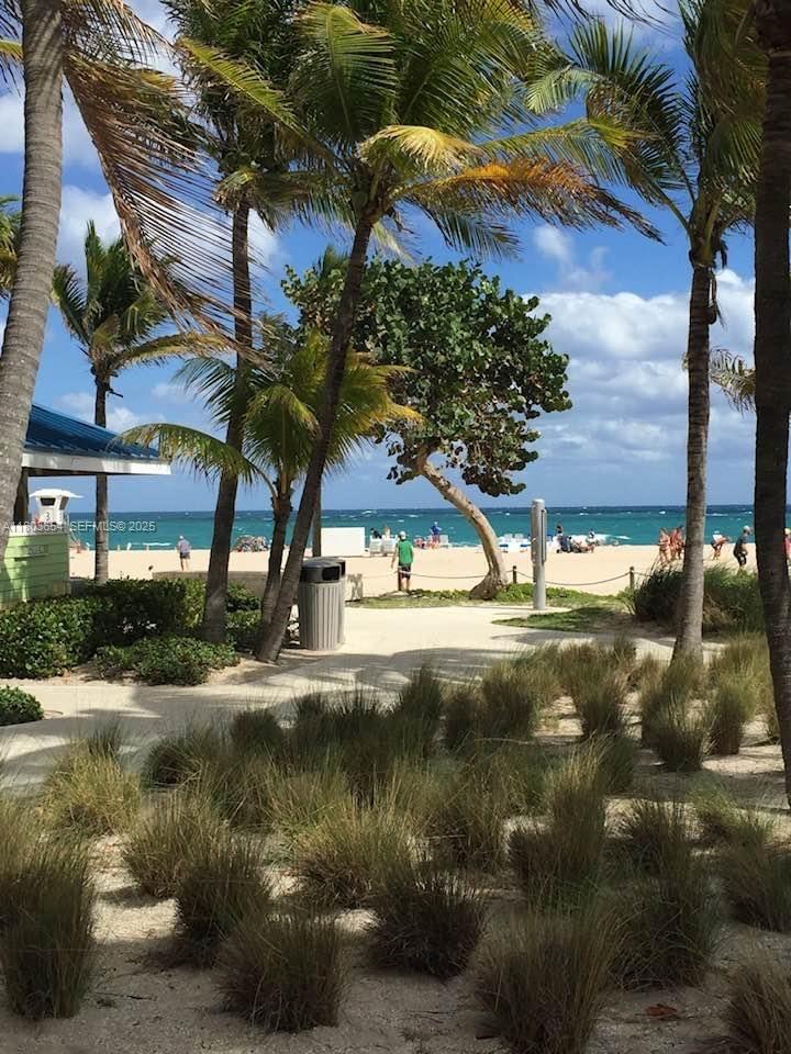 LADO DEL RIO CONDO - Residential