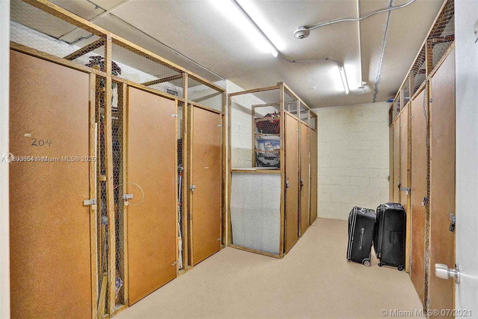 LADO DEL RIO CONDO - Residential