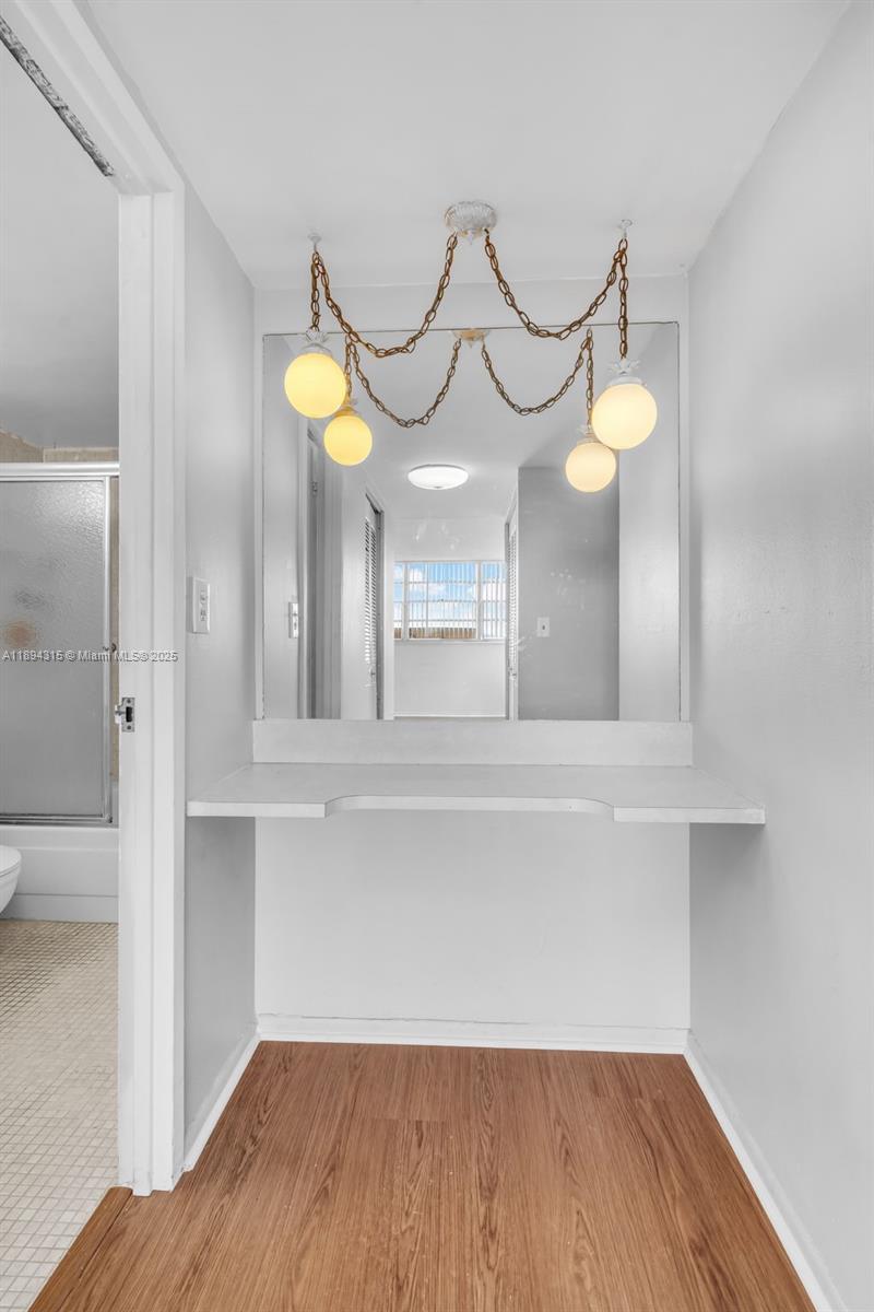 KEYSTONE HARBOR CLUB COND - Residential