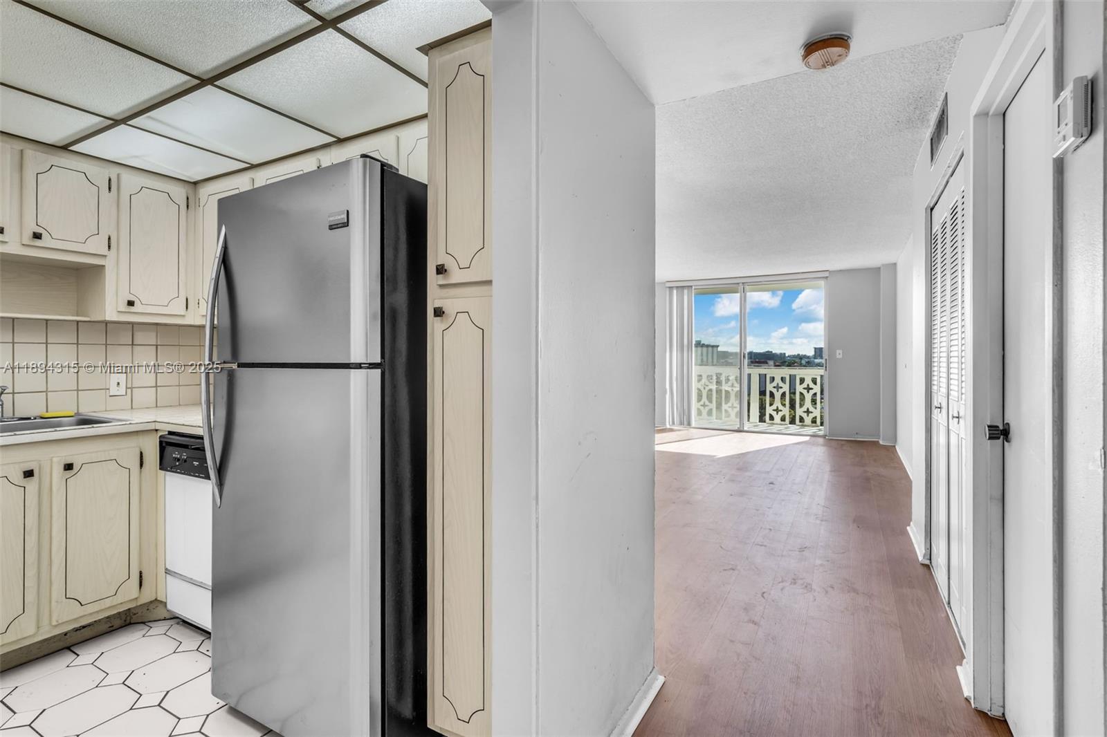 KEYSTONE HARBOR CLUB COND - Residential