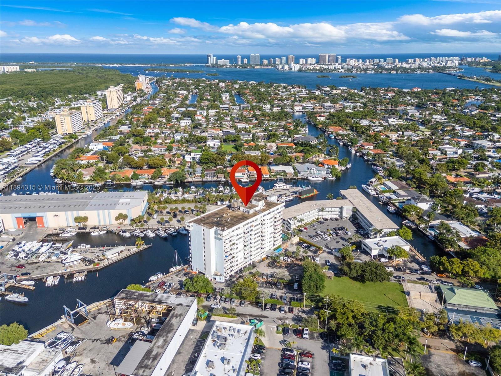 KEYSTONE HARBOR CLUB COND - Residential