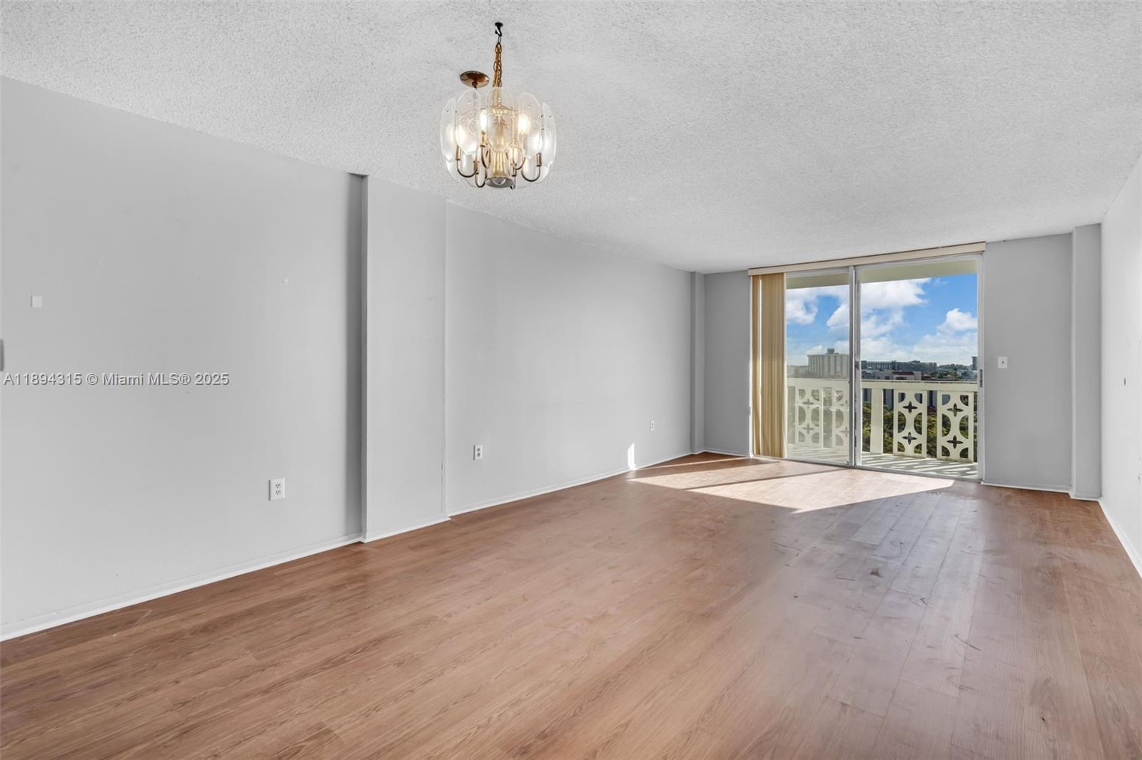 KEYSTONE HARBOR CLUB COND - Residential