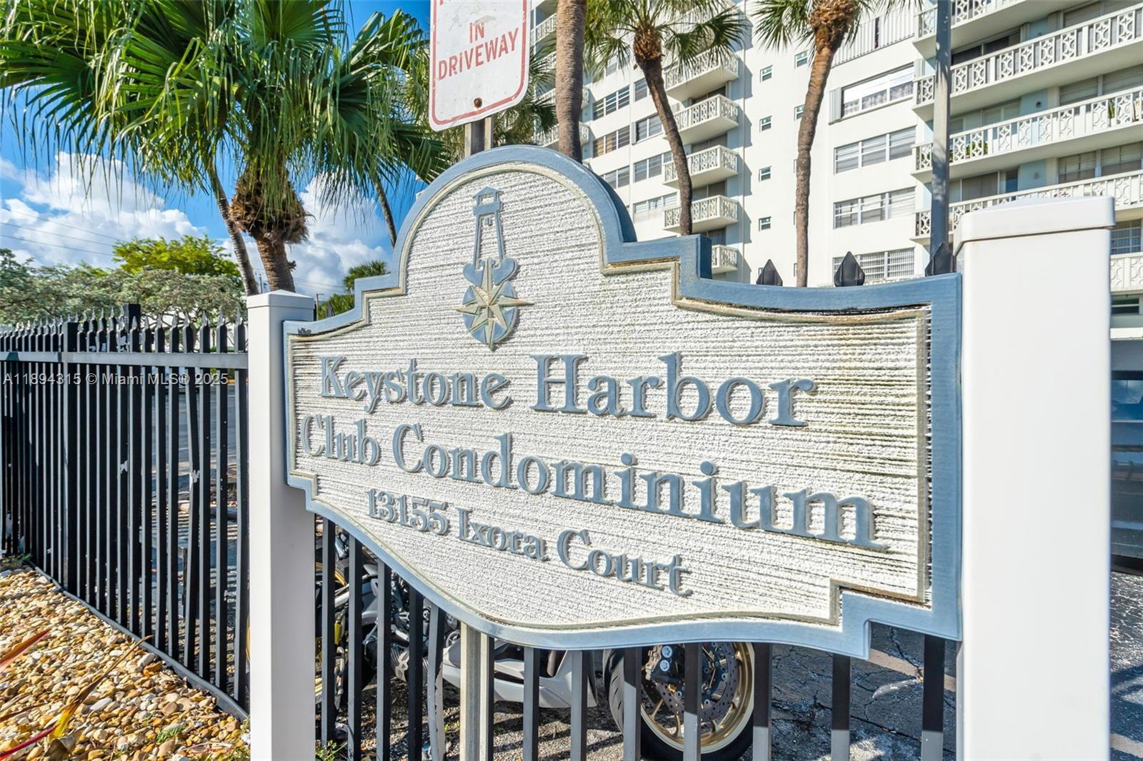 KEYSTONE HARBOR CLUB COND - Residential