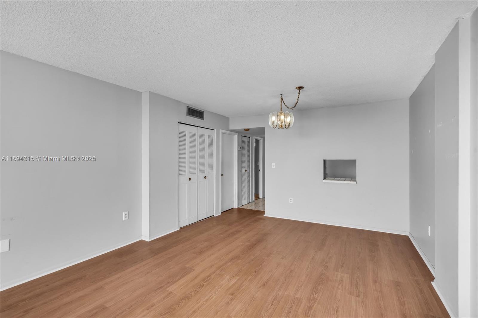 KEYSTONE HARBOR CLUB COND - Residential