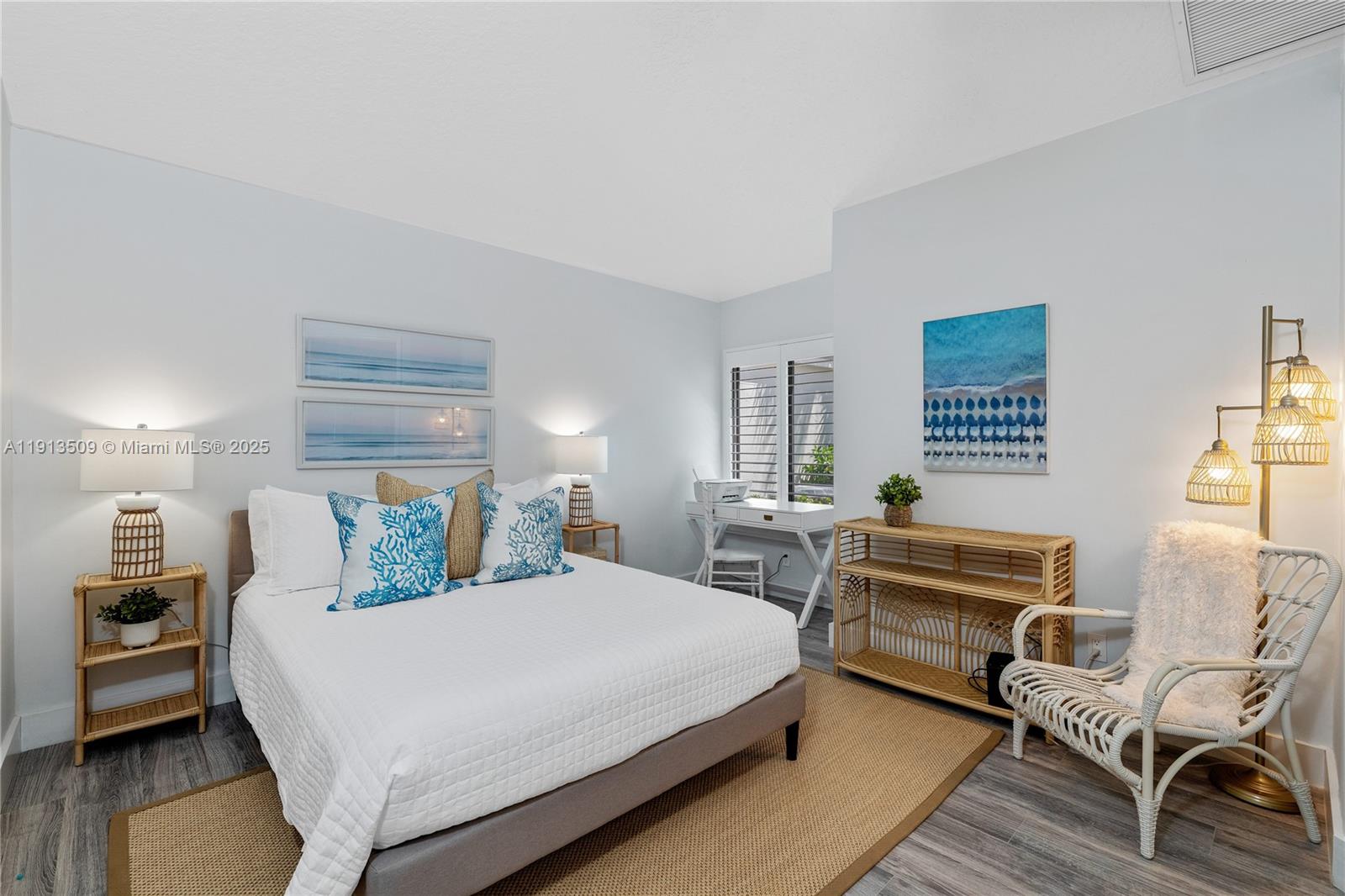 SEA OATS OF JUNO BEACH CO - Residential Lease