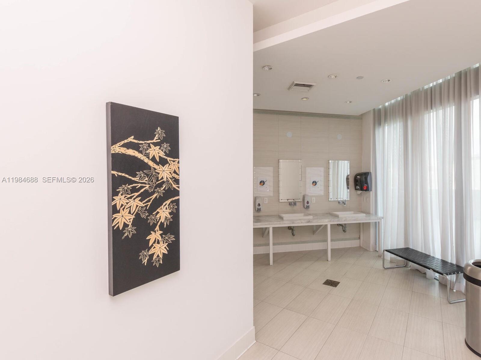 WIND CONDO - Residential Lease