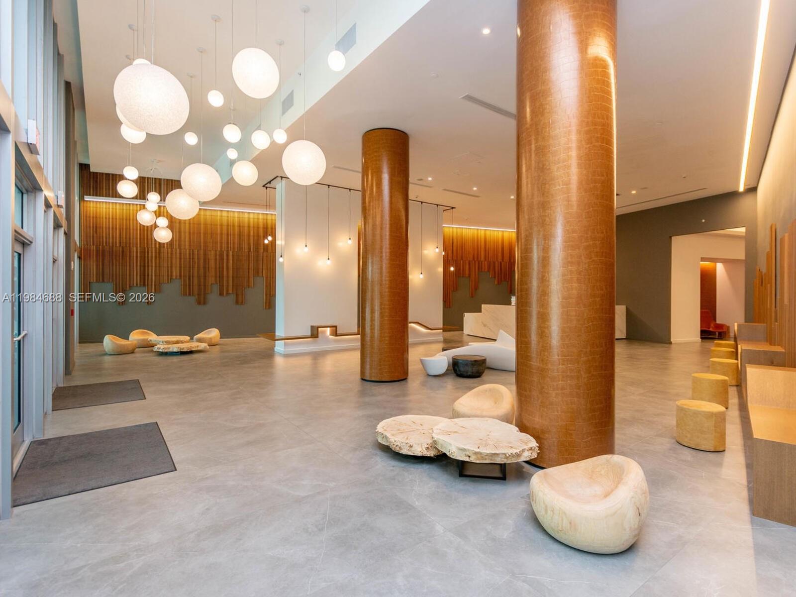 WIND CONDO - Residential Lease