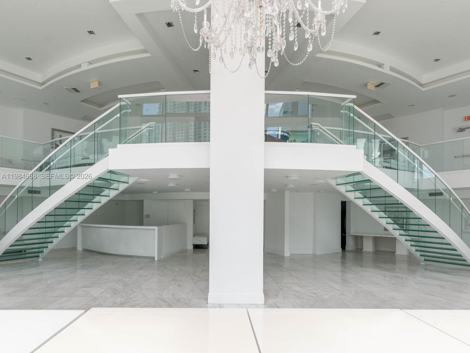 WIND CONDO - Residential Lease