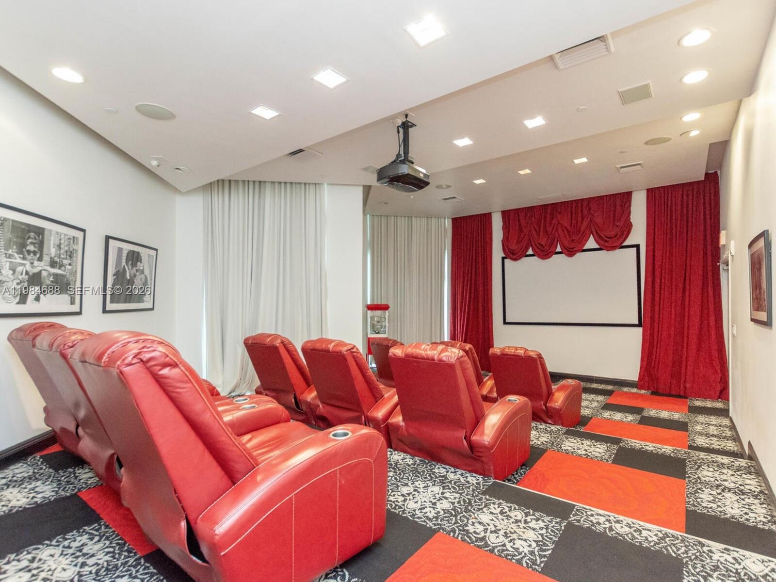 WIND CONDO - Residential Lease