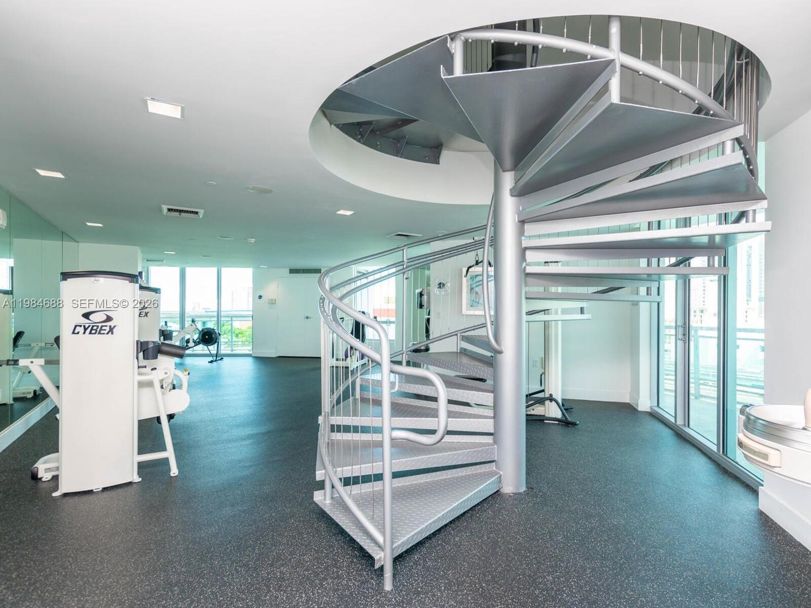 WIND CONDO - Residential Lease