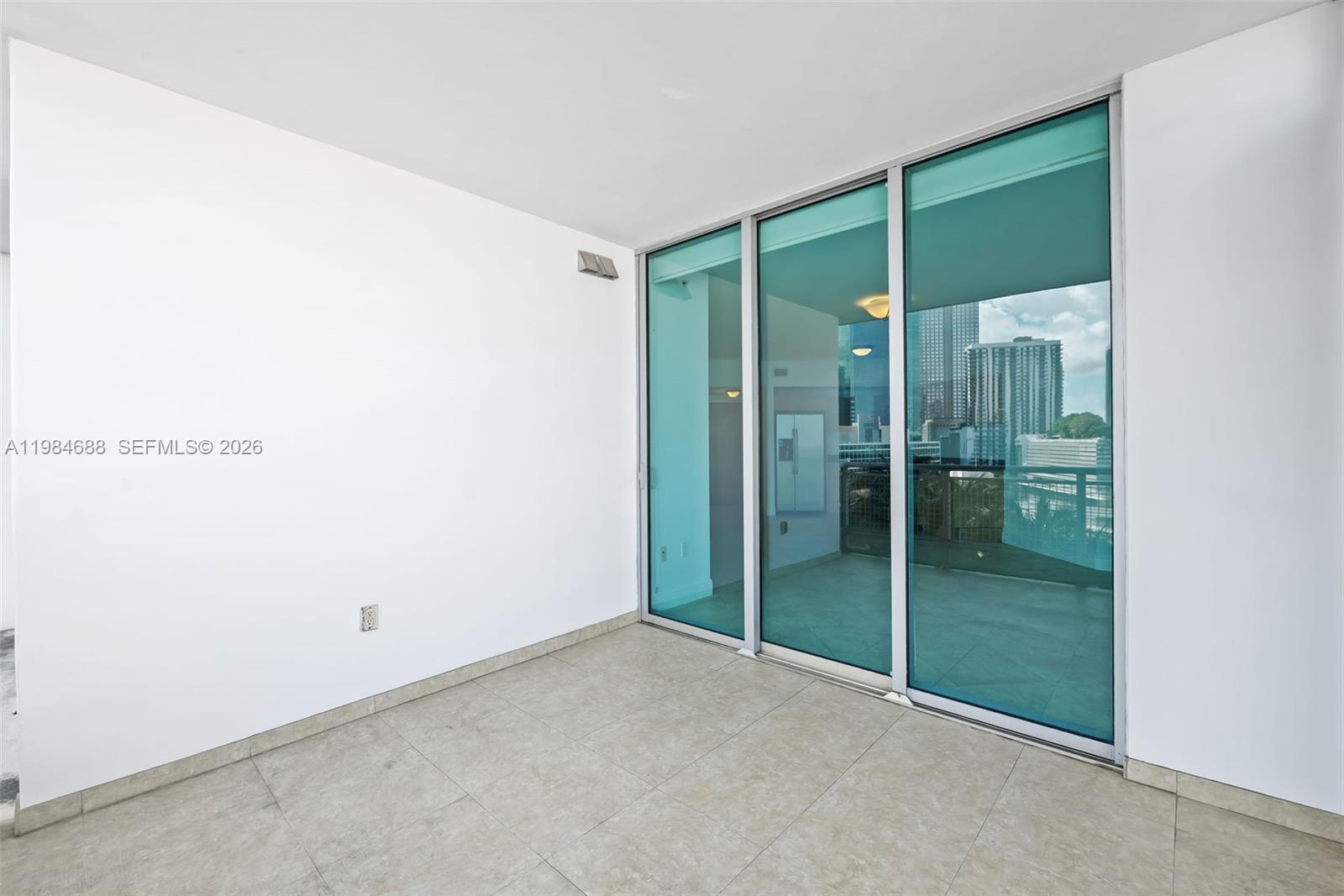 WIND CONDO - Residential Lease