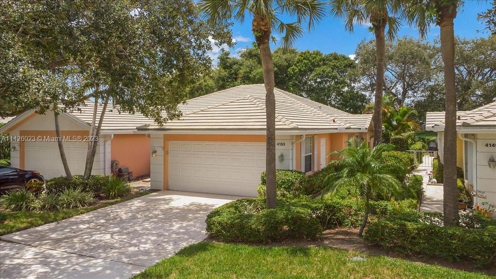 Photo of 4153 Royal Oak Dr #4153, Palm Beach Gardens, FL 33410 (MLS # A11426023)