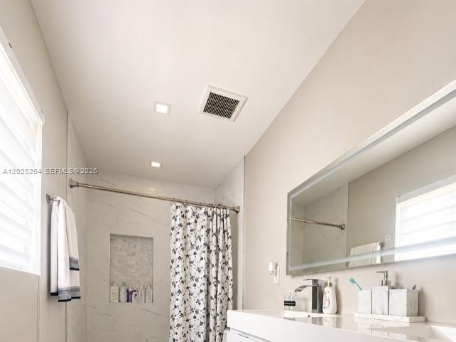 PASADENA LAKES - Residential