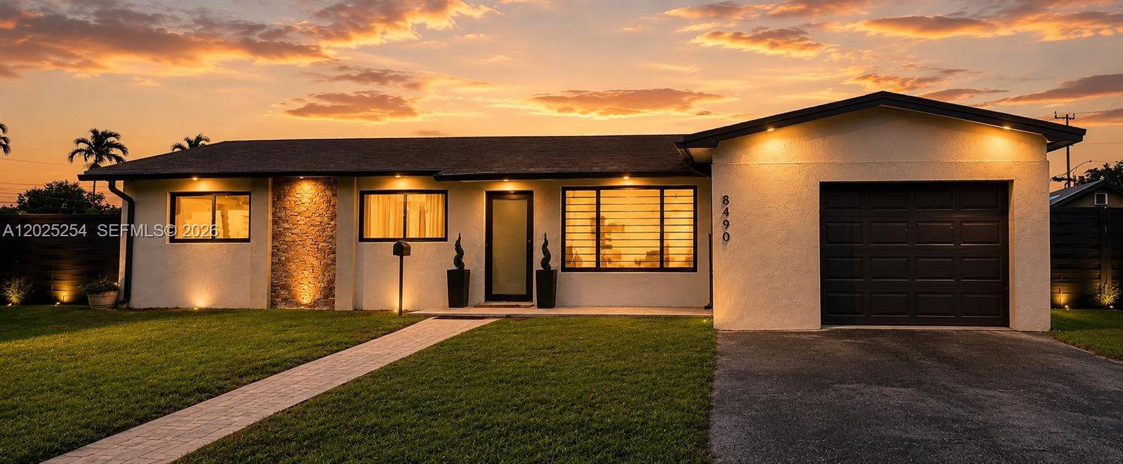 PASADENA LAKES - Residential