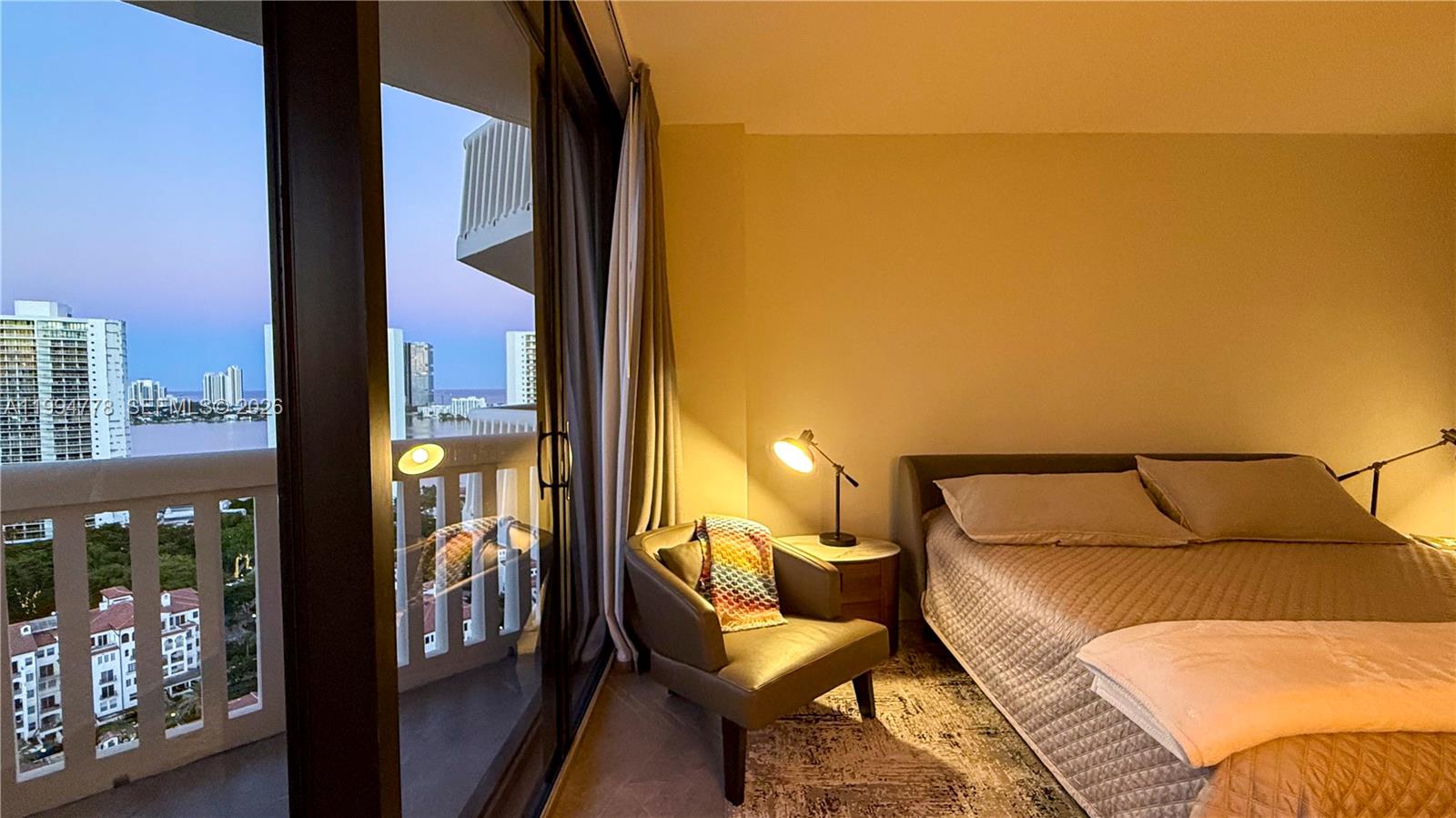 2000 ISL BLVD WILLIAMS IS - Residential Lease