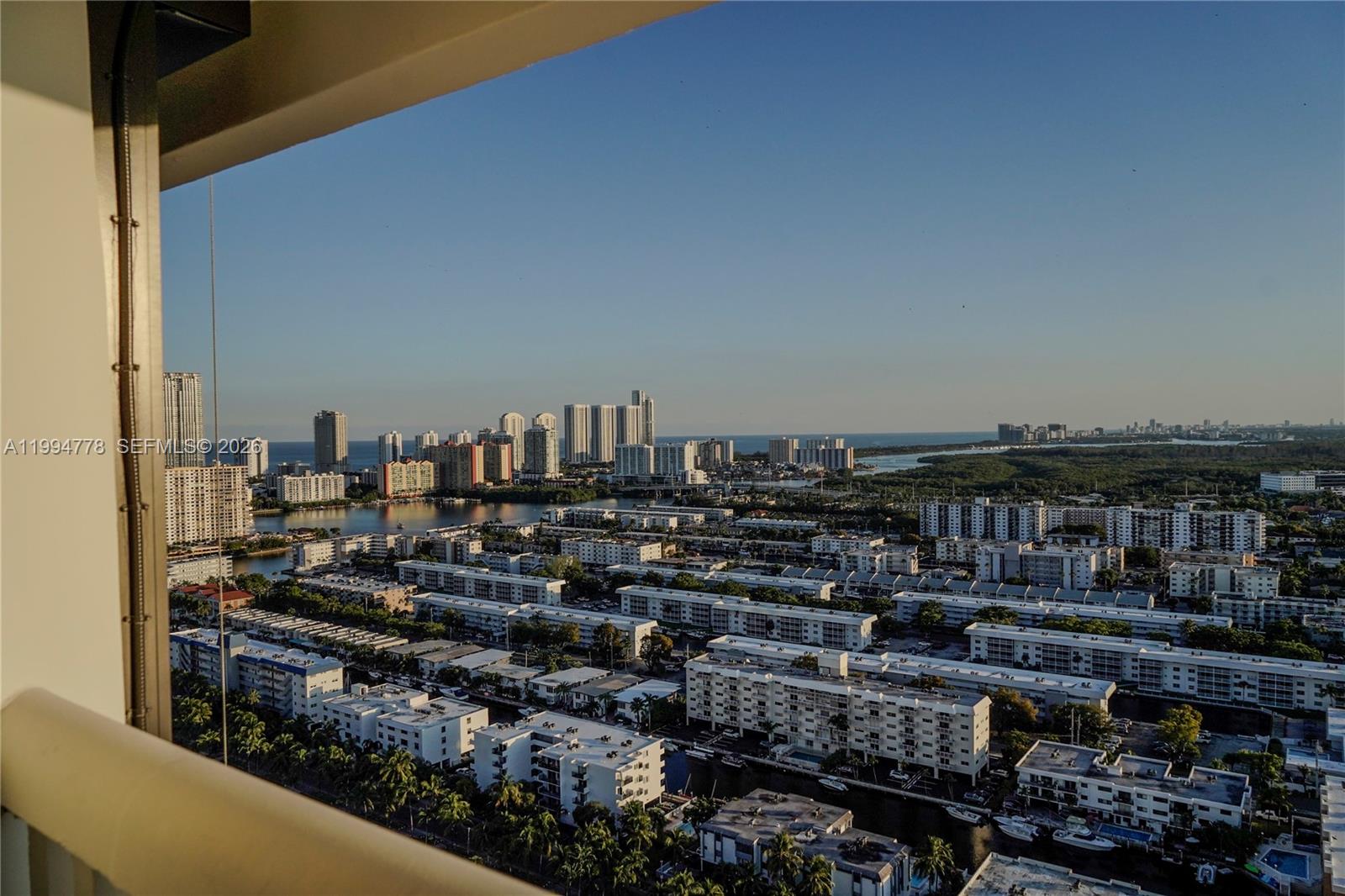 2000 ISL BLVD WILLIAMS IS - Residential Lease