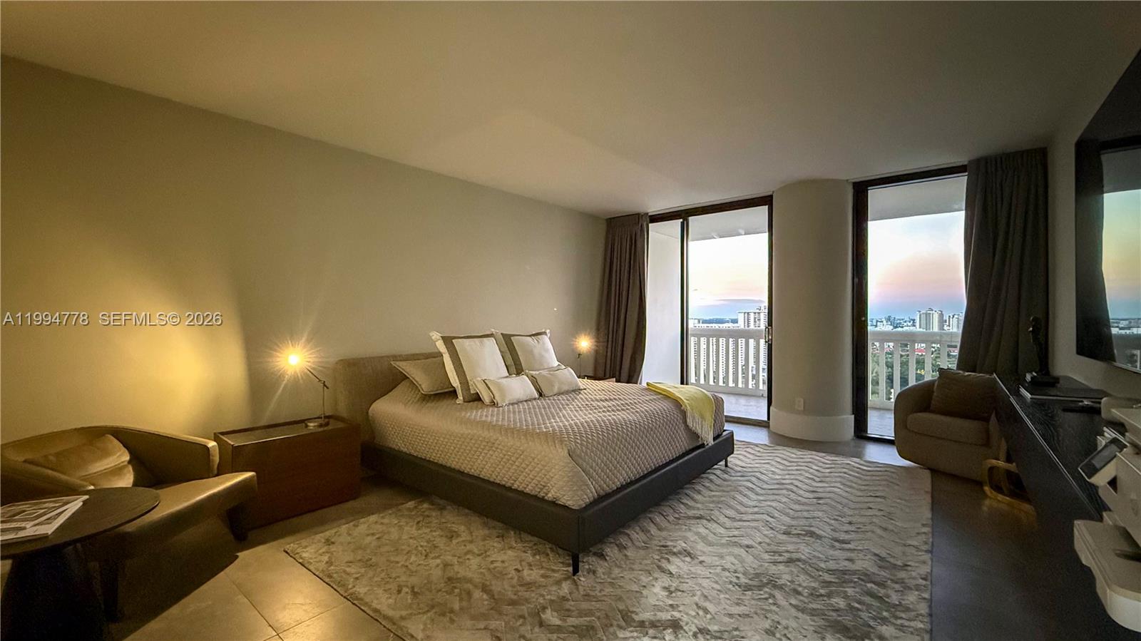 2000 ISL BLVD WILLIAMS IS - Residential Lease