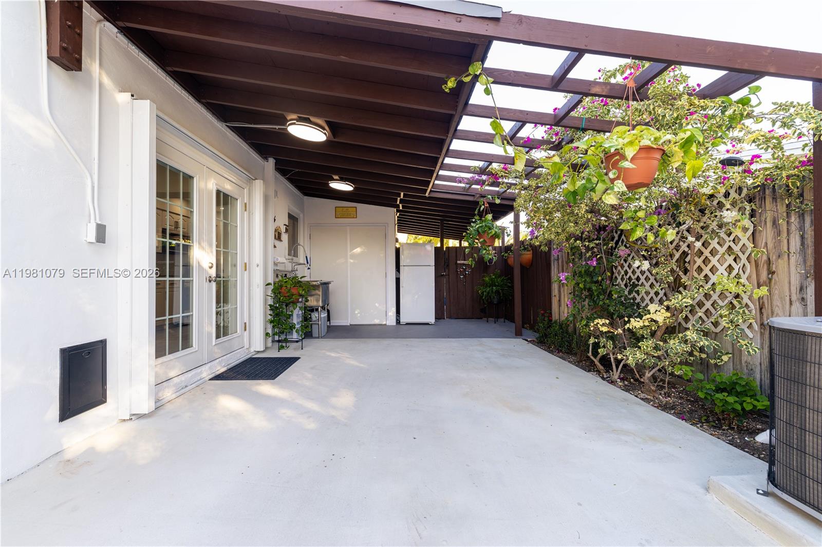 CUTLER RIDGE MANOR ESTATE - Residential