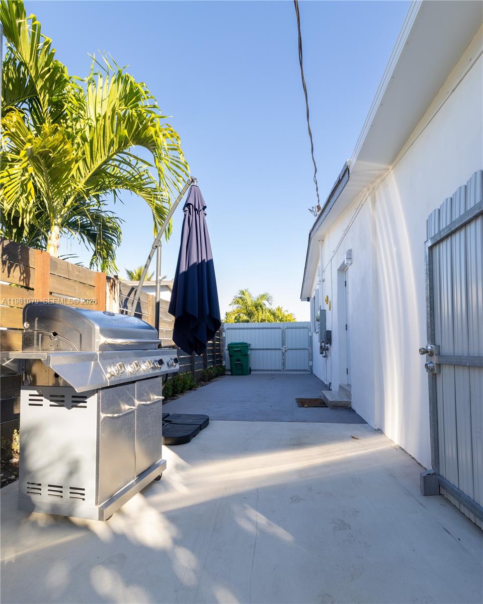 CUTLER RIDGE MANOR ESTATE - Residential