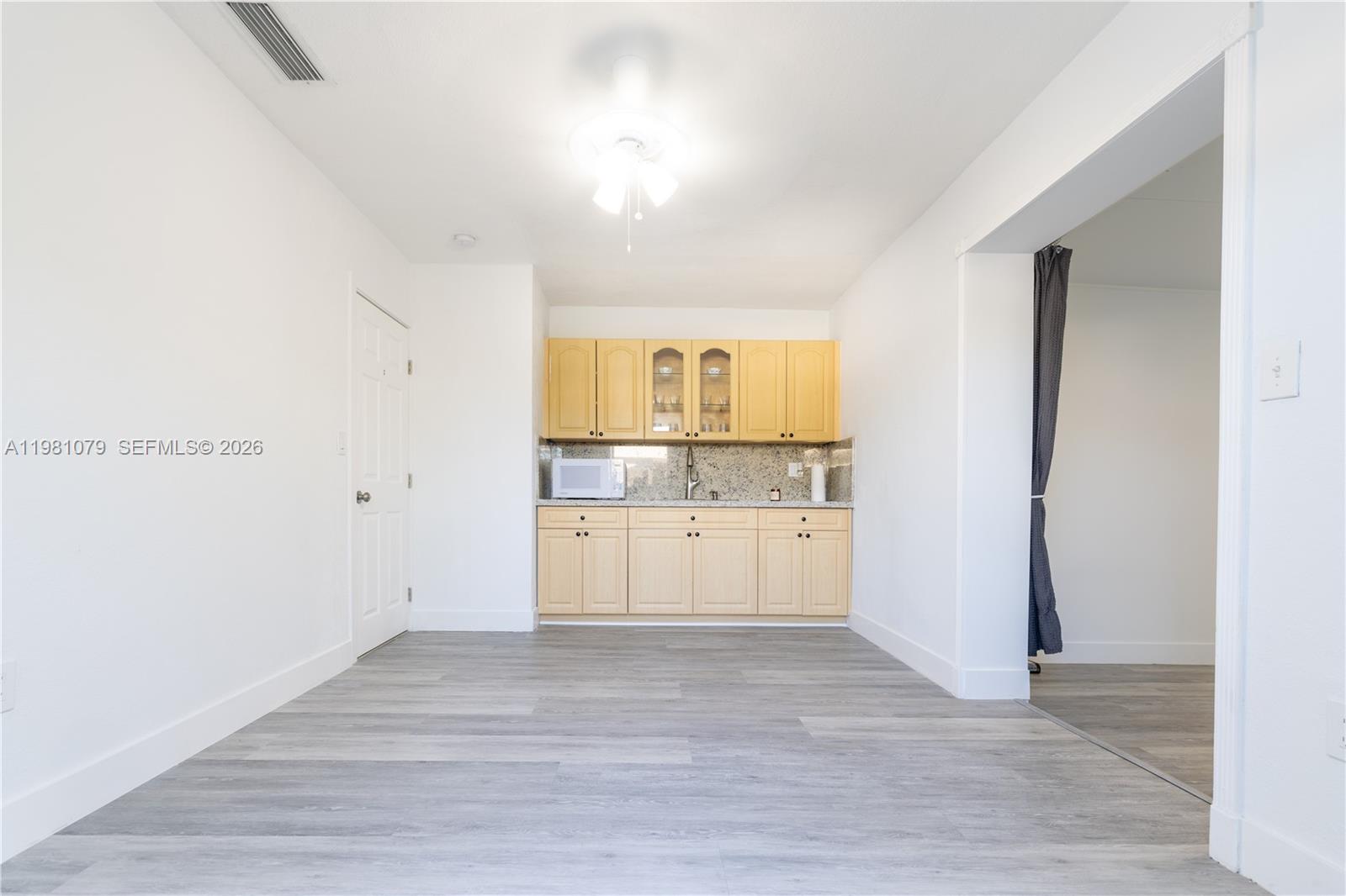 CUTLER RIDGE MANOR ESTATE - Residential