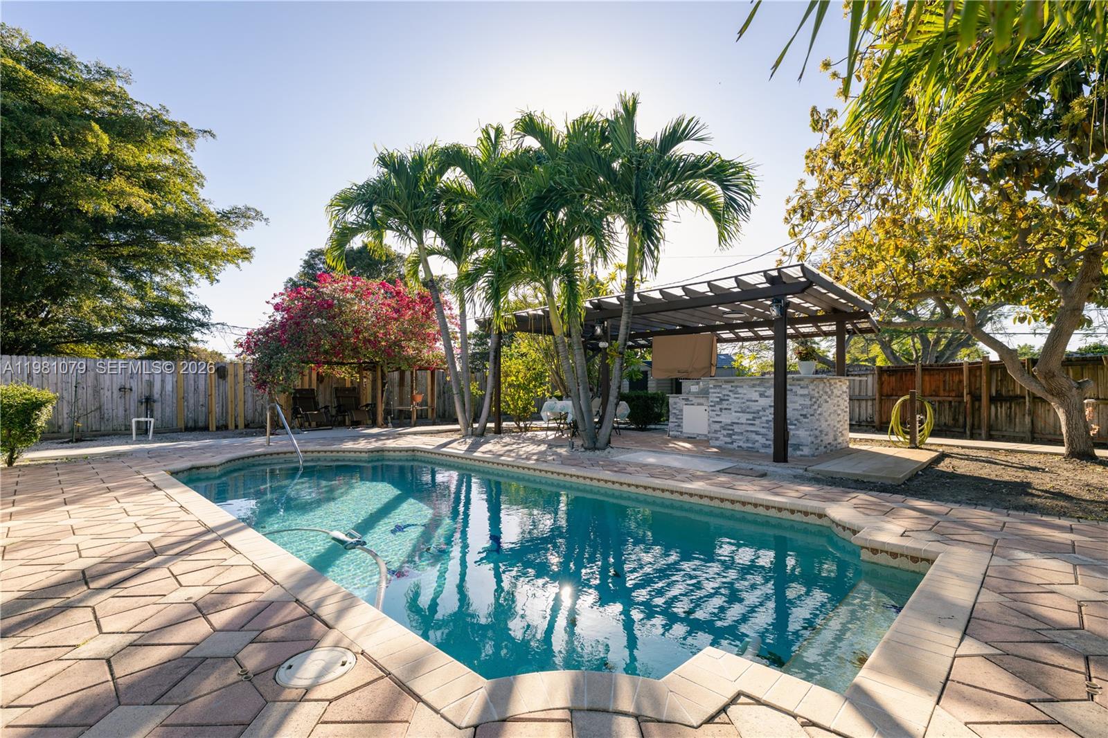 CUTLER RIDGE MANOR ESTATE - Residential