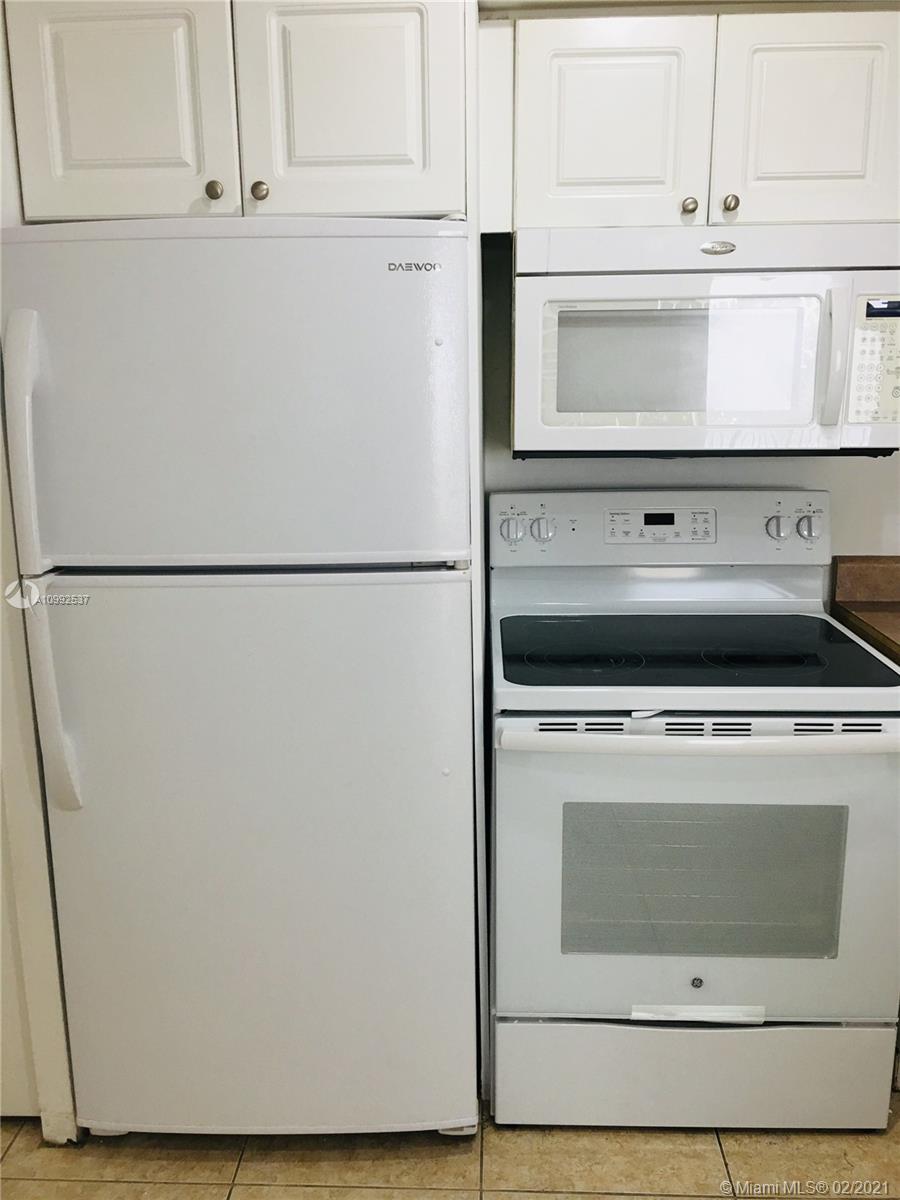 PORTO BELLAGIO CONDO - Residential