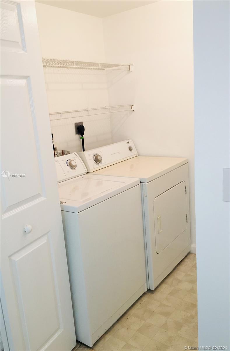 PORTO BELLAGIO CONDO - Residential