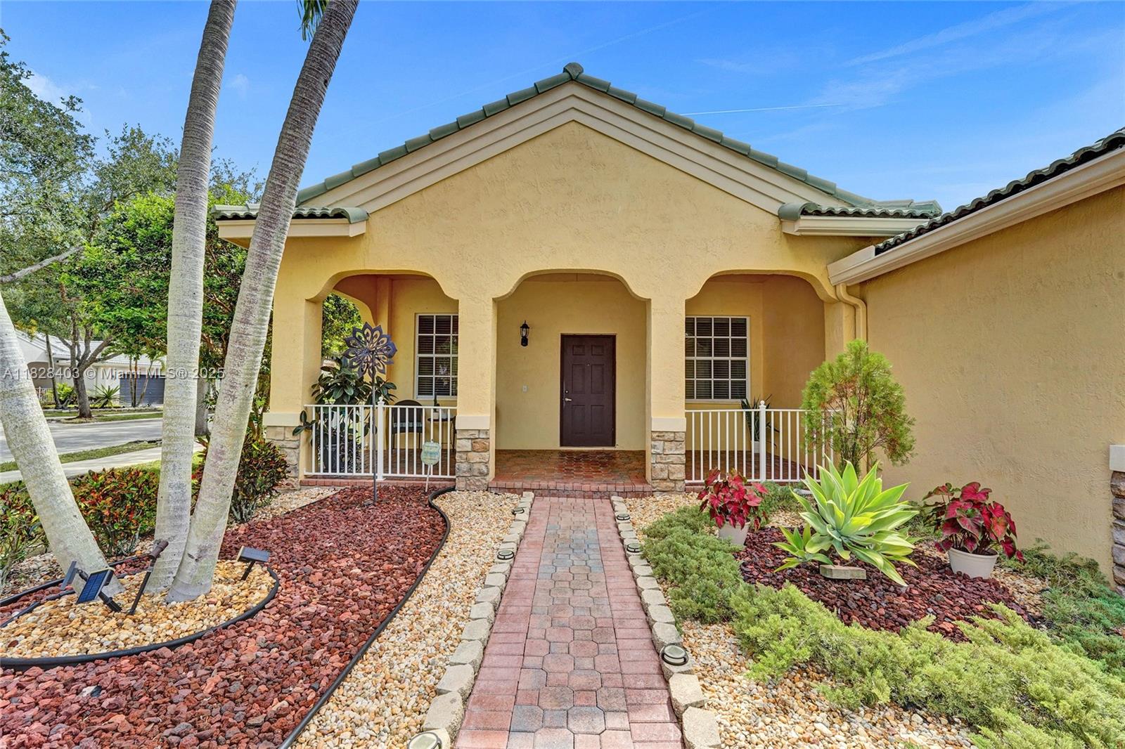 4122 Laurel Ridge Cir