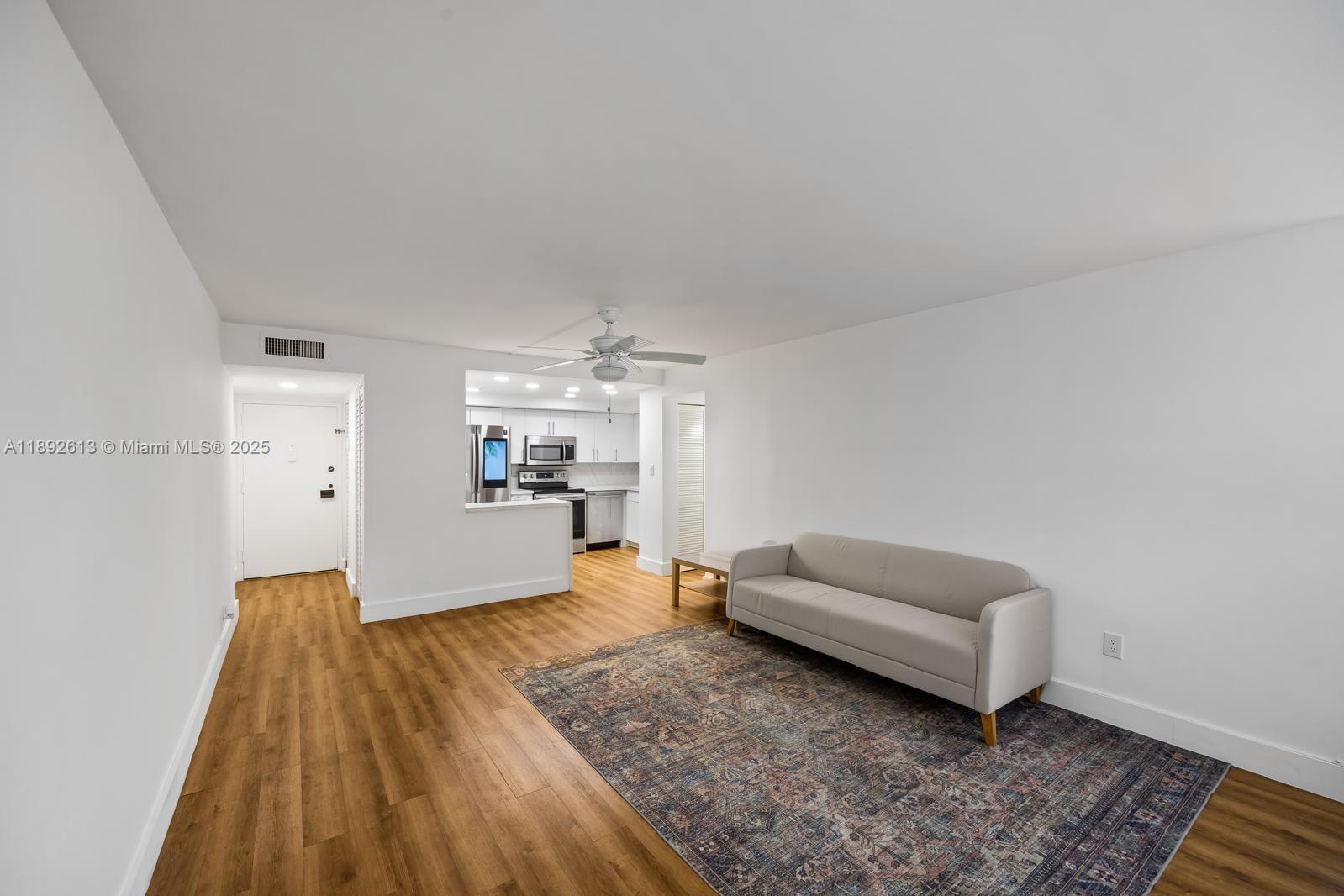BRICKELL SHORES CONDO - Residential Lease