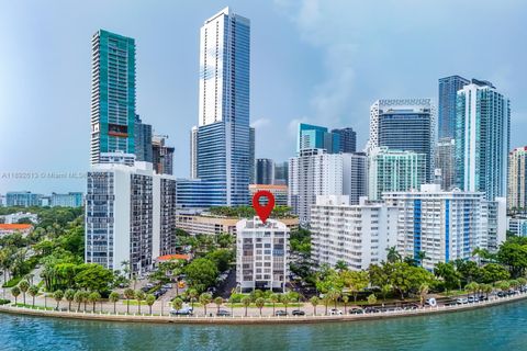 1440 Brickell Bay Dr 307 Miami FL 33131