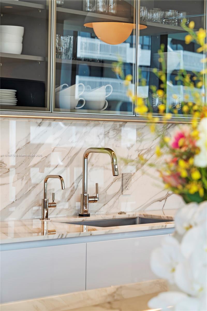 OCEANA BAL HARBOUR CONDO - Residential