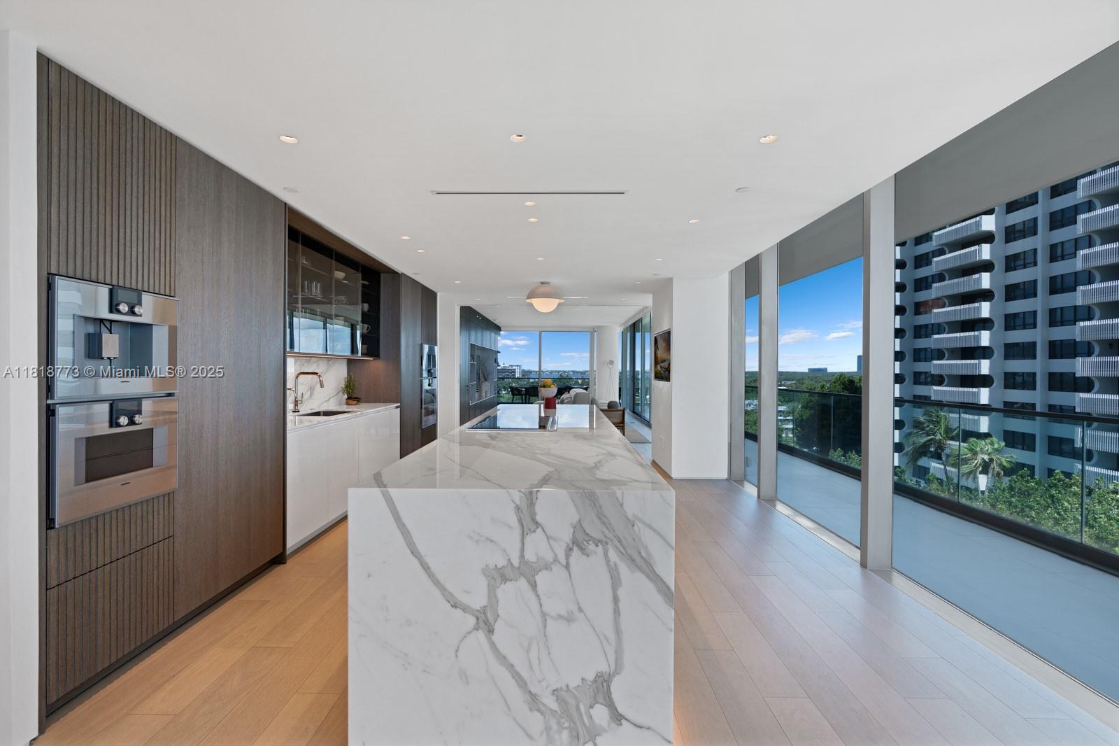 OCEANA BAL HARBOUR CONDO - Residential