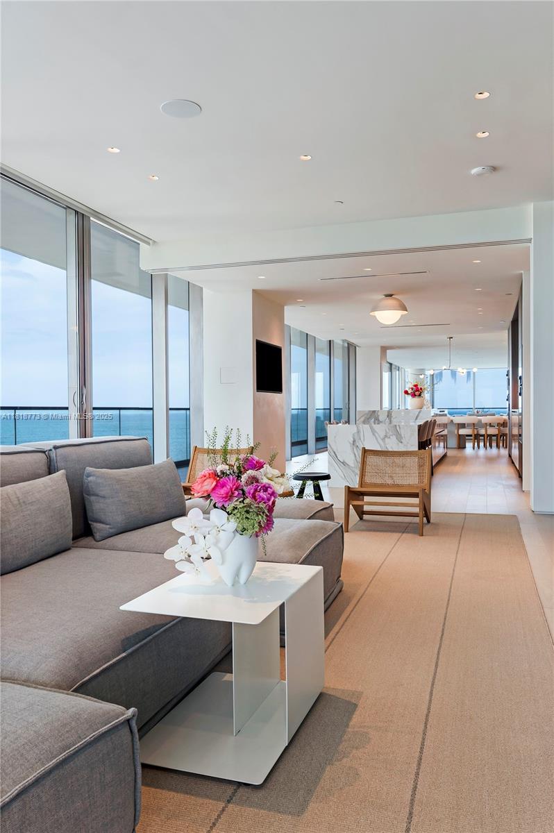 OCEANA BAL HARBOUR CONDO - Residential