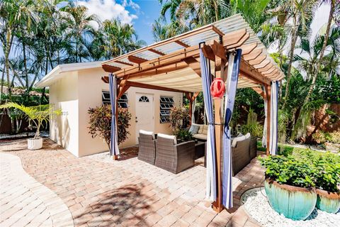 A home in Biscayne Park