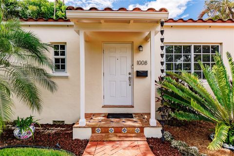 A home in Biscayne Park