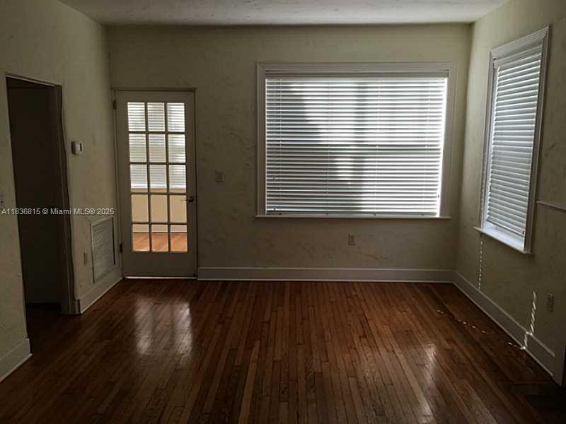 929 MERIDIAN AV 2