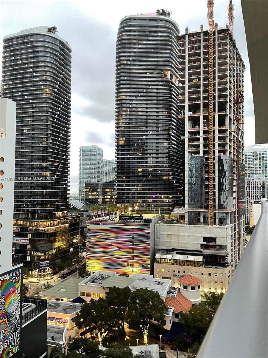 1010 BRICKELL CONDO - Residential Lease