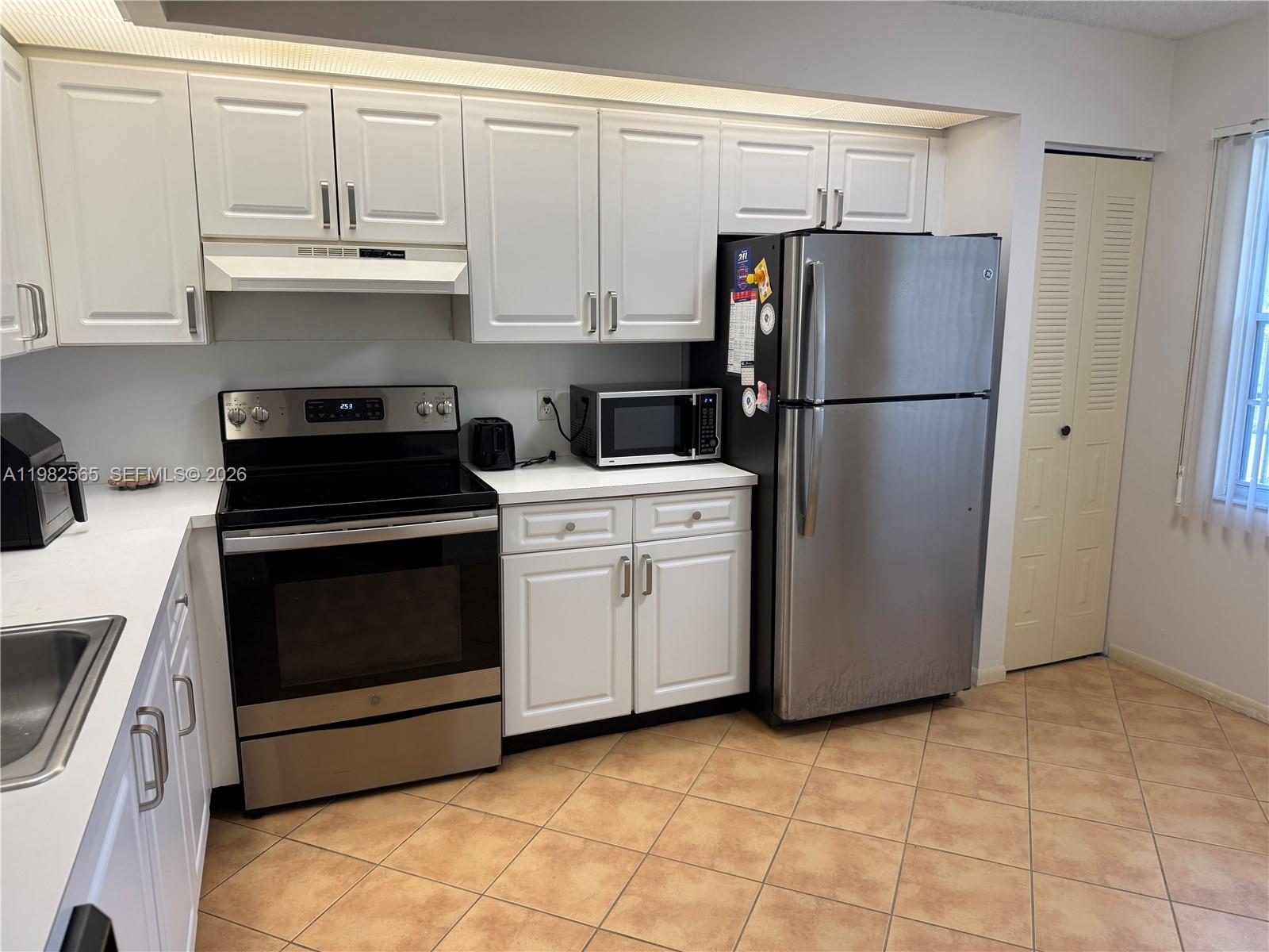CAMBRIDGE AT CENTURY VILL - Residential