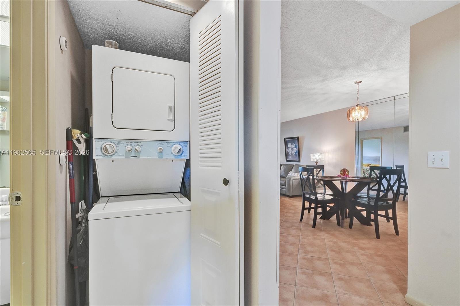 CAMBRIDGE AT CENTURY VILL - Residential