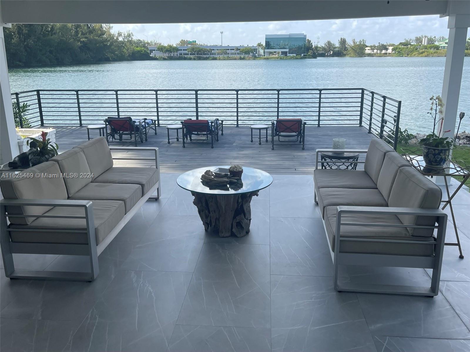 MARINA LAKES - Residential