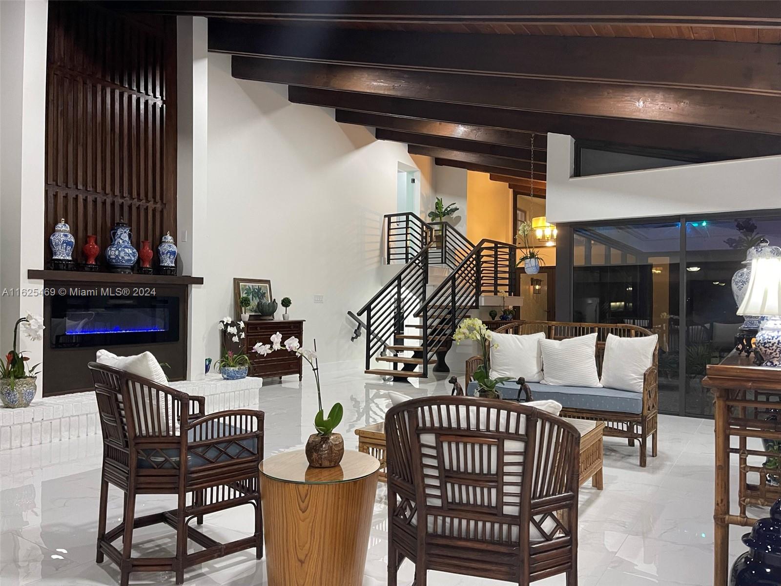 MARINA LAKES - Residential