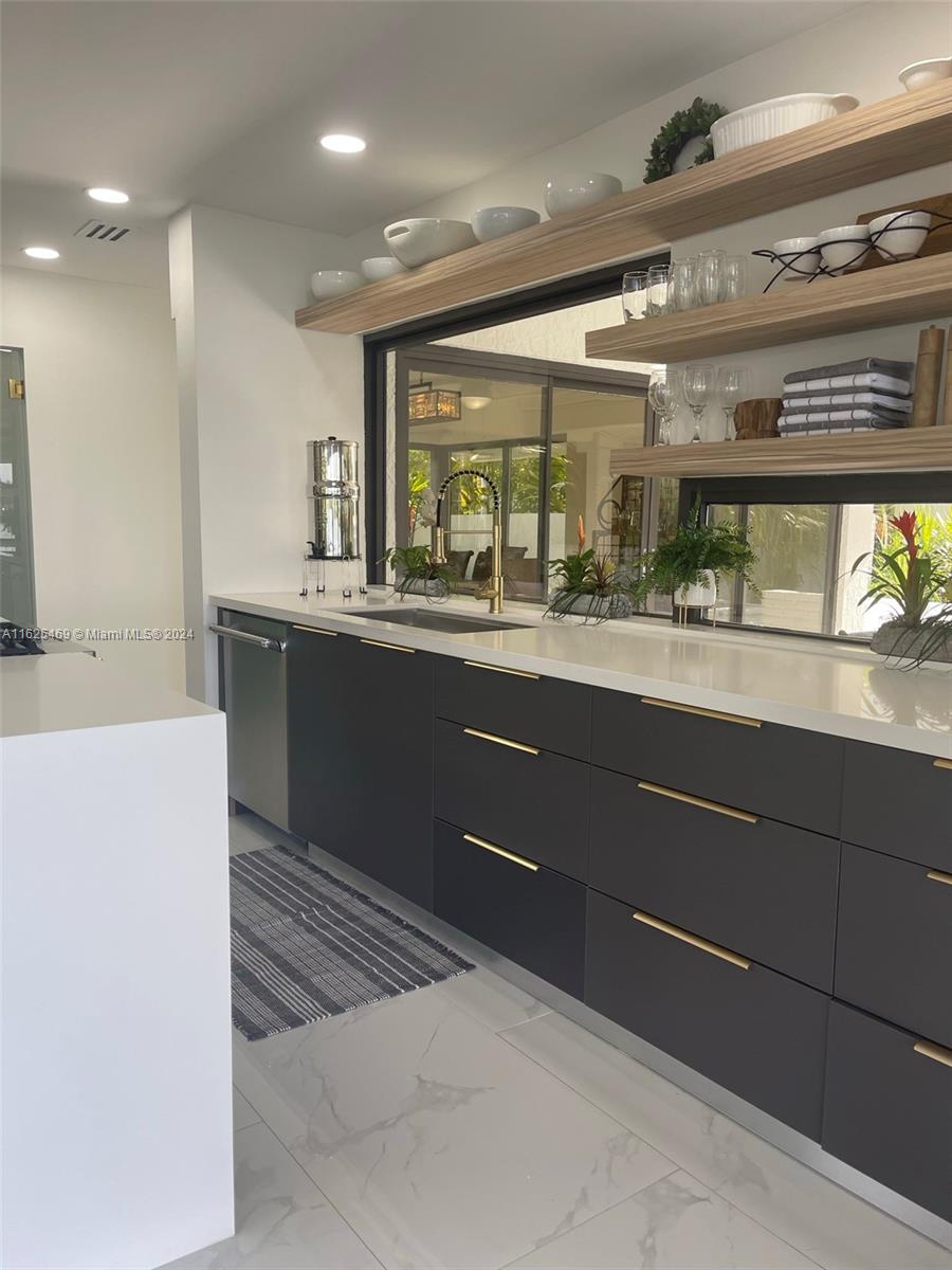 MARINA LAKES - Residential