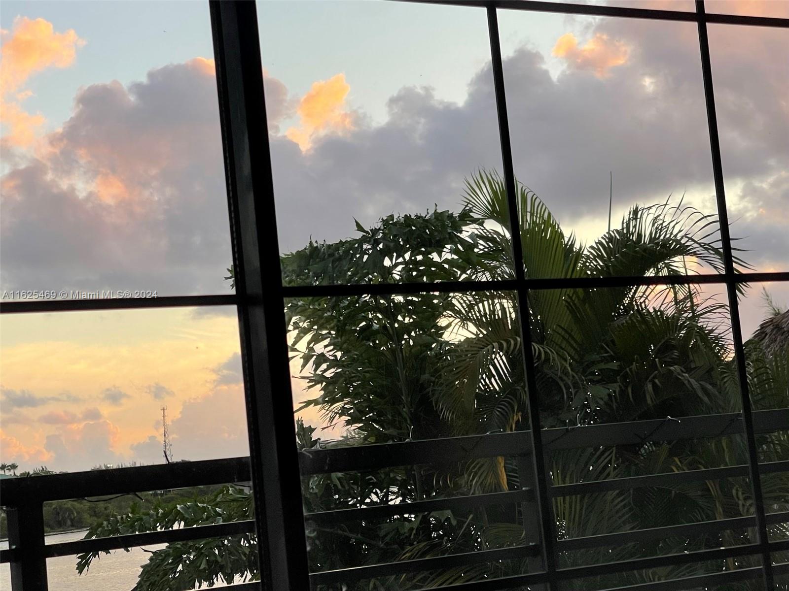 MARINA LAKES - Residential