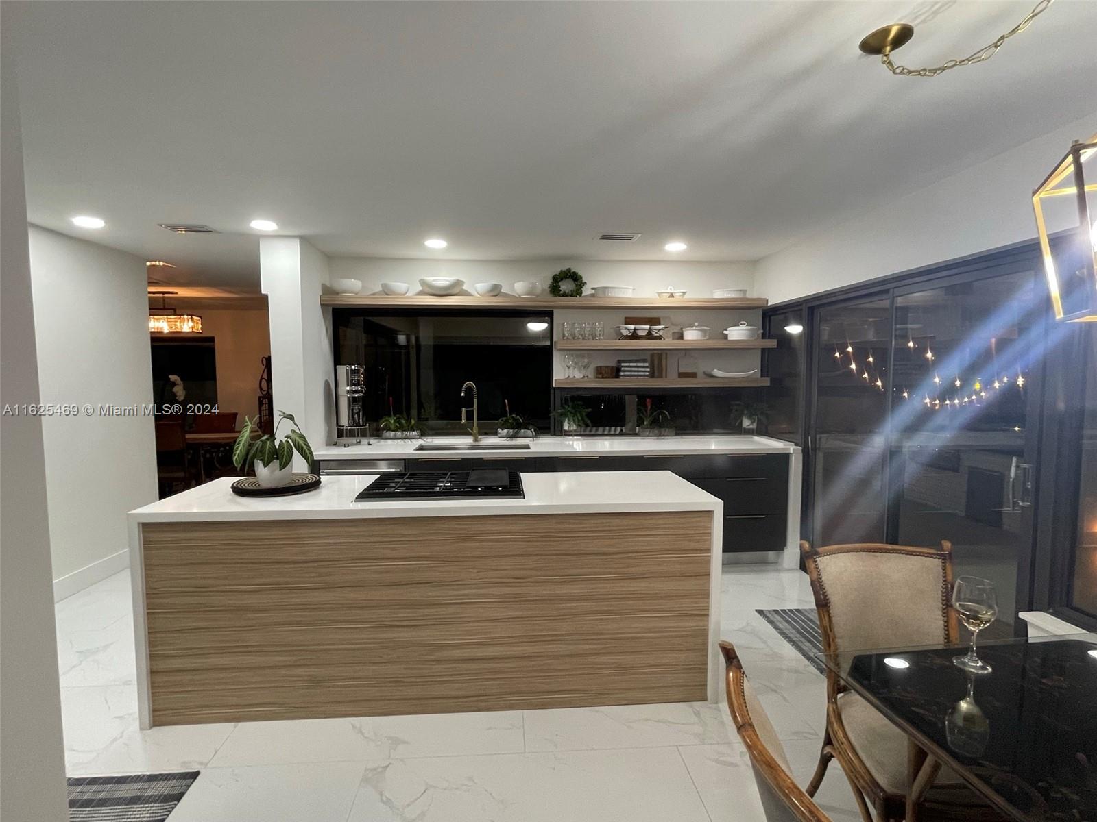 MARINA LAKES - Residential