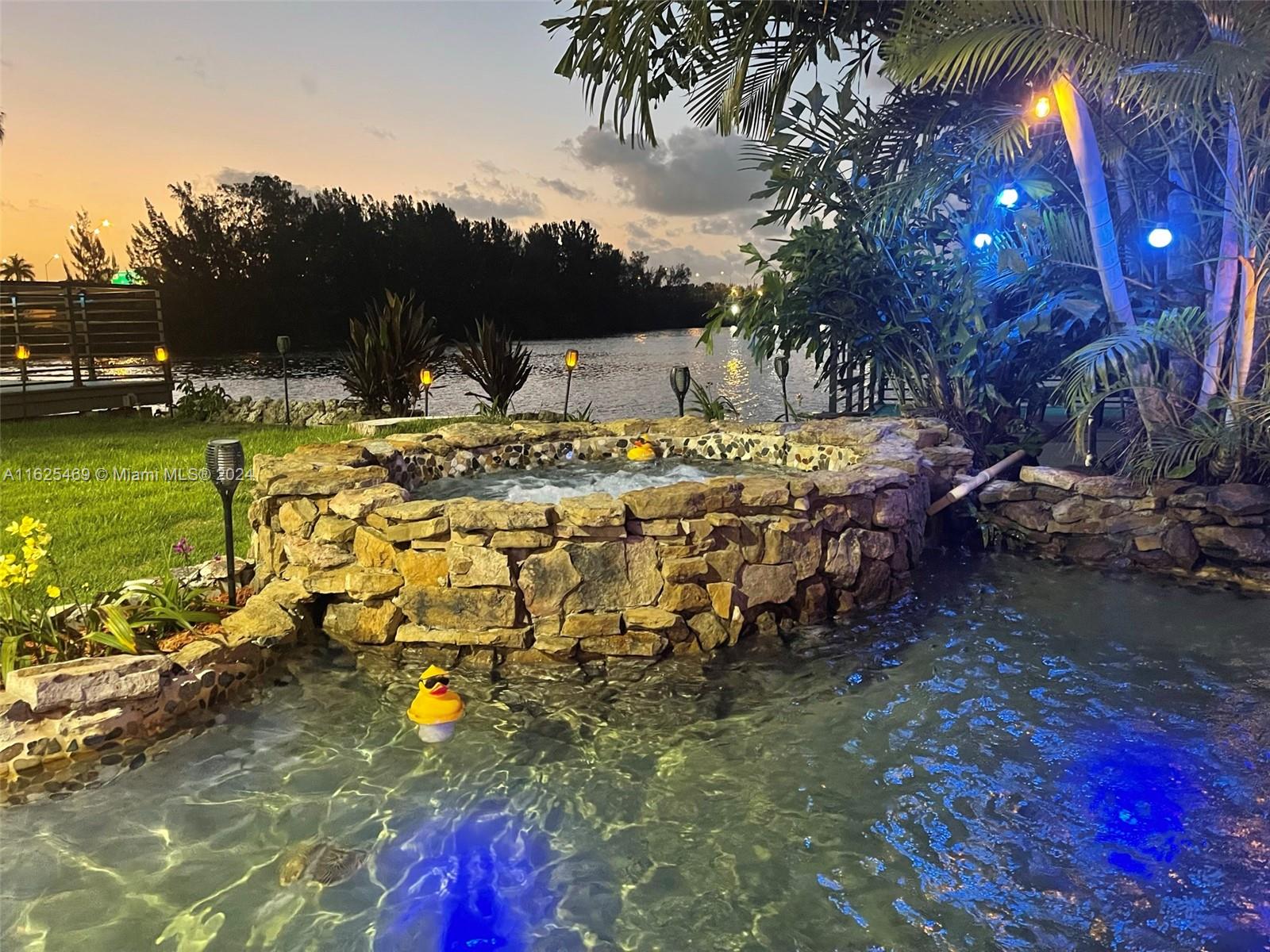 MARINA LAKES - Residential