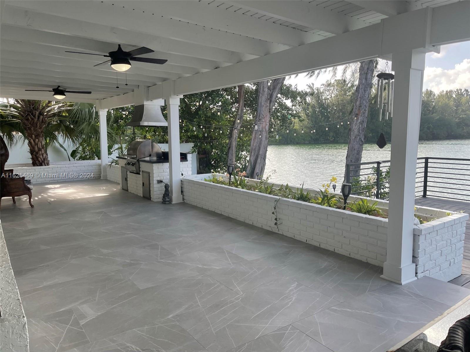 MARINA LAKES - Residential