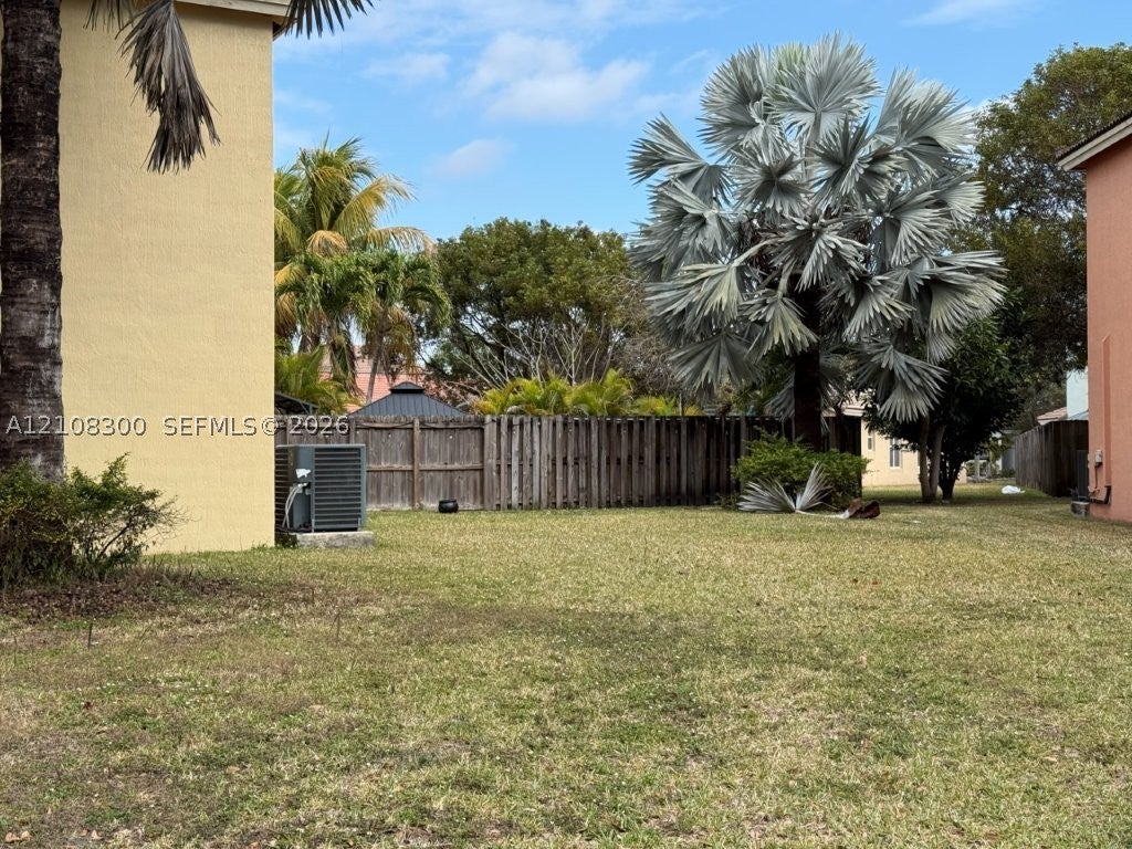 1481 SE 18th Ter