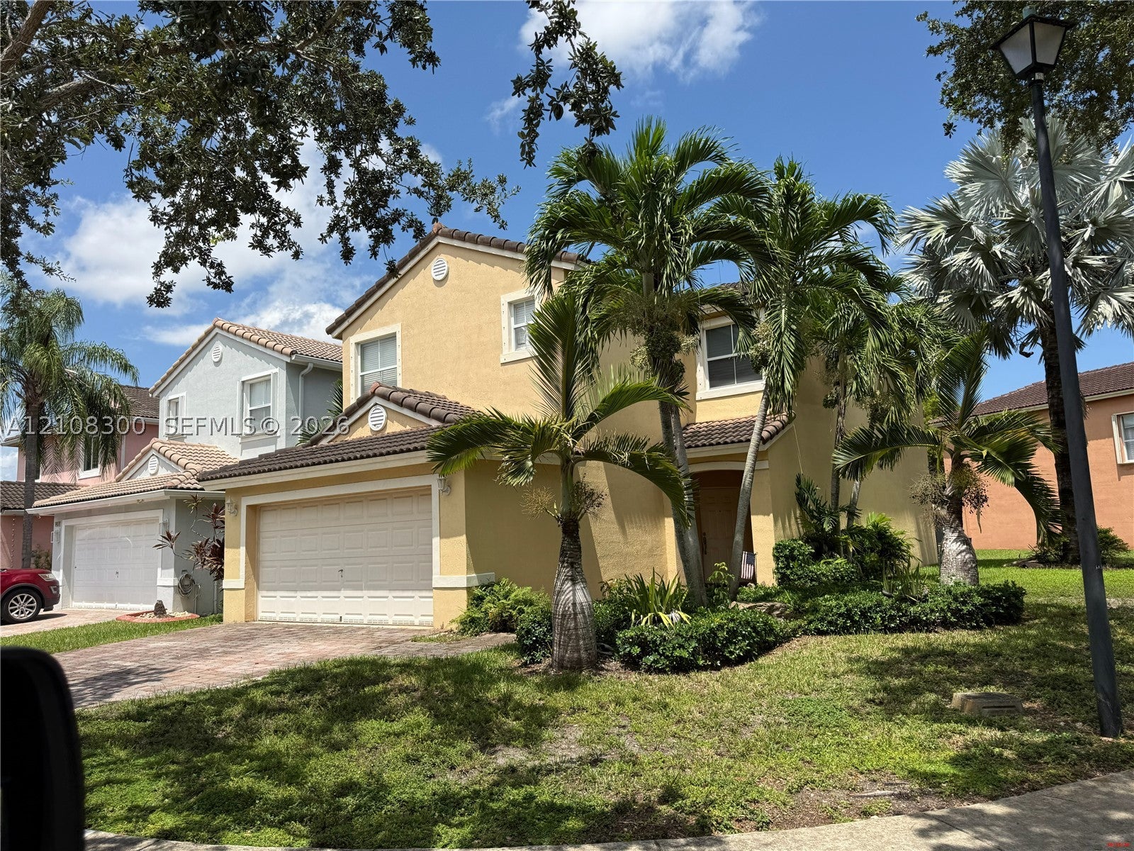 1481 SE 18th Ter